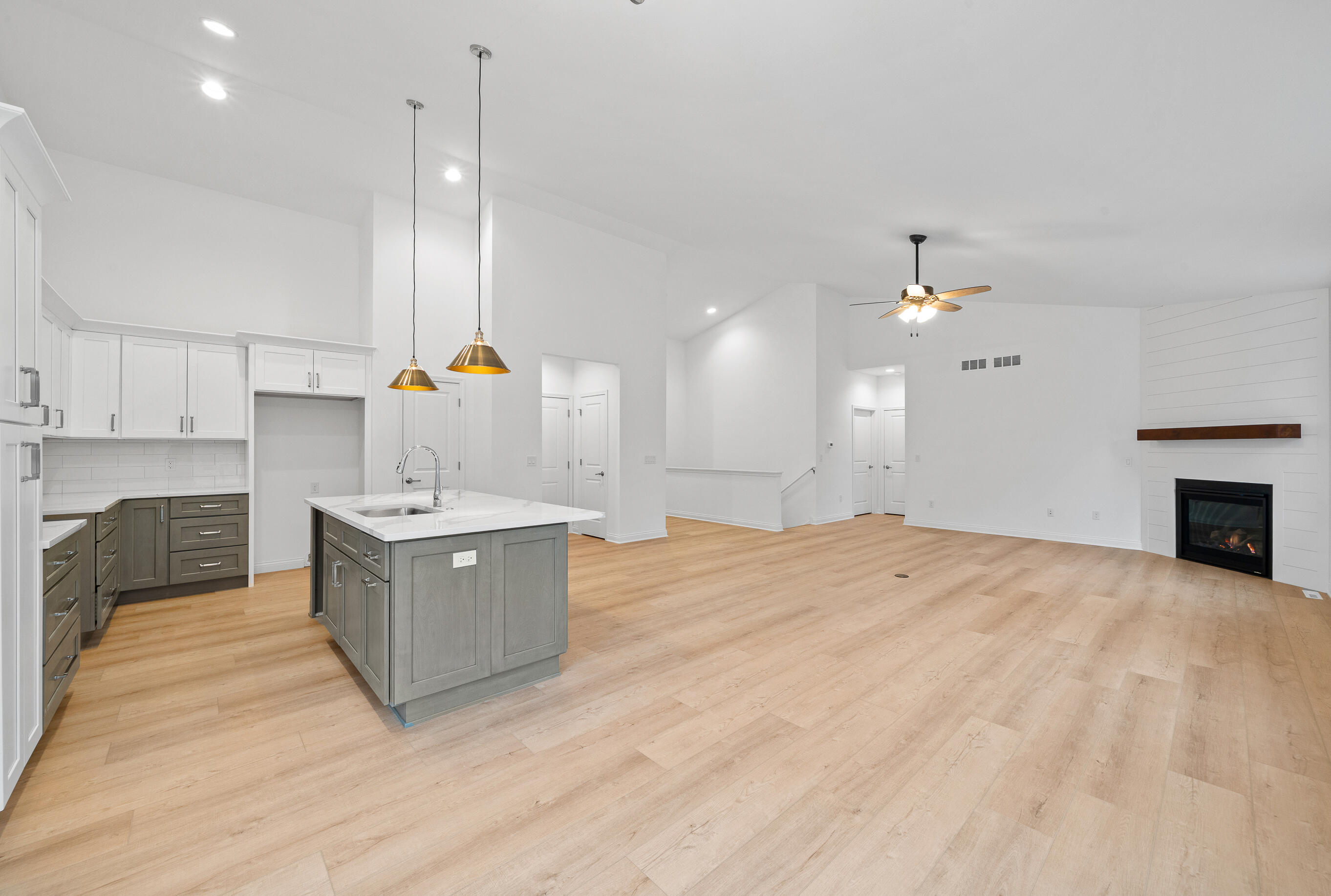 Lt19 Arbor Ridge Drive Delavan, WI 53115 - Photo 7 of 22 Volume Ceilings