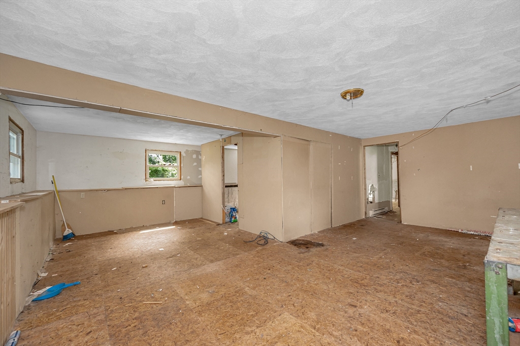 19 Porter Street Billerica, MA 01821 - Photo 21 of 23 an empty room with windows