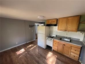 8 Aldrich Street Hopkinton, RI 02898 - Photo 8 of 11