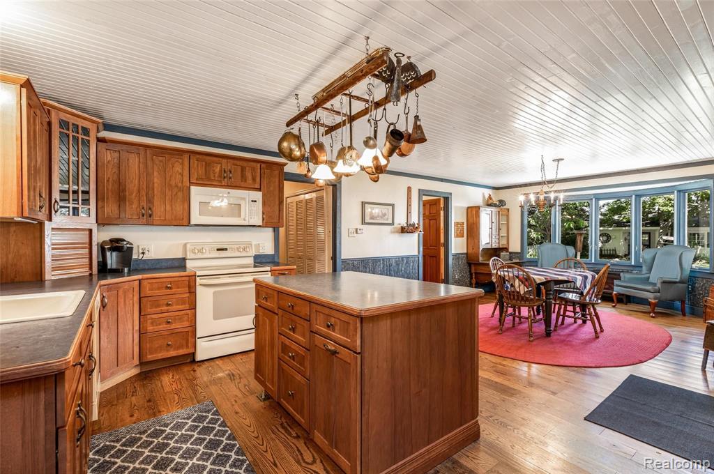 49680 Eight Mile Road Northville, MI 48167 - Photo 20 of 74 Gallery Image 20