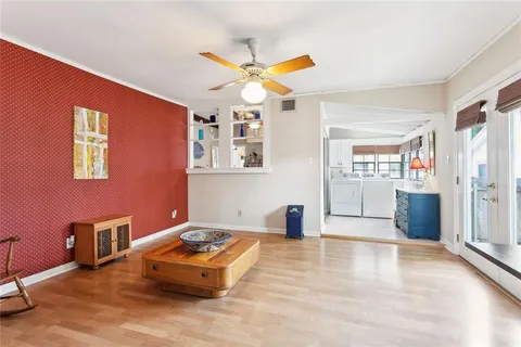 $315,000 | 403 Athania Parkway, Metairie, LA 70001