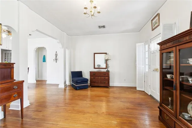 $315,000 | 403 Athania Parkway, Metairie, LA 70001