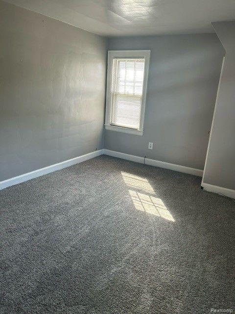 131 Chippewa Road Pontiac, MI 48341 - Photo 16 of 34