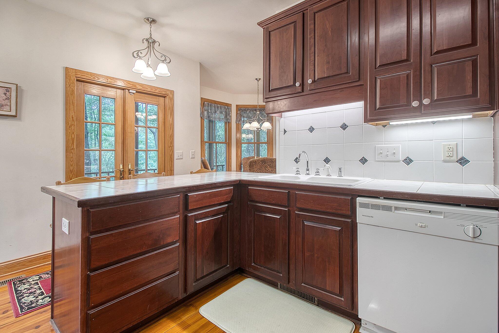 36 Middleton Oaks Road Charleston, SC 29414 - Photo 13 of 59 28-web-or-mls-CREM_36 Middleton Oaks_022