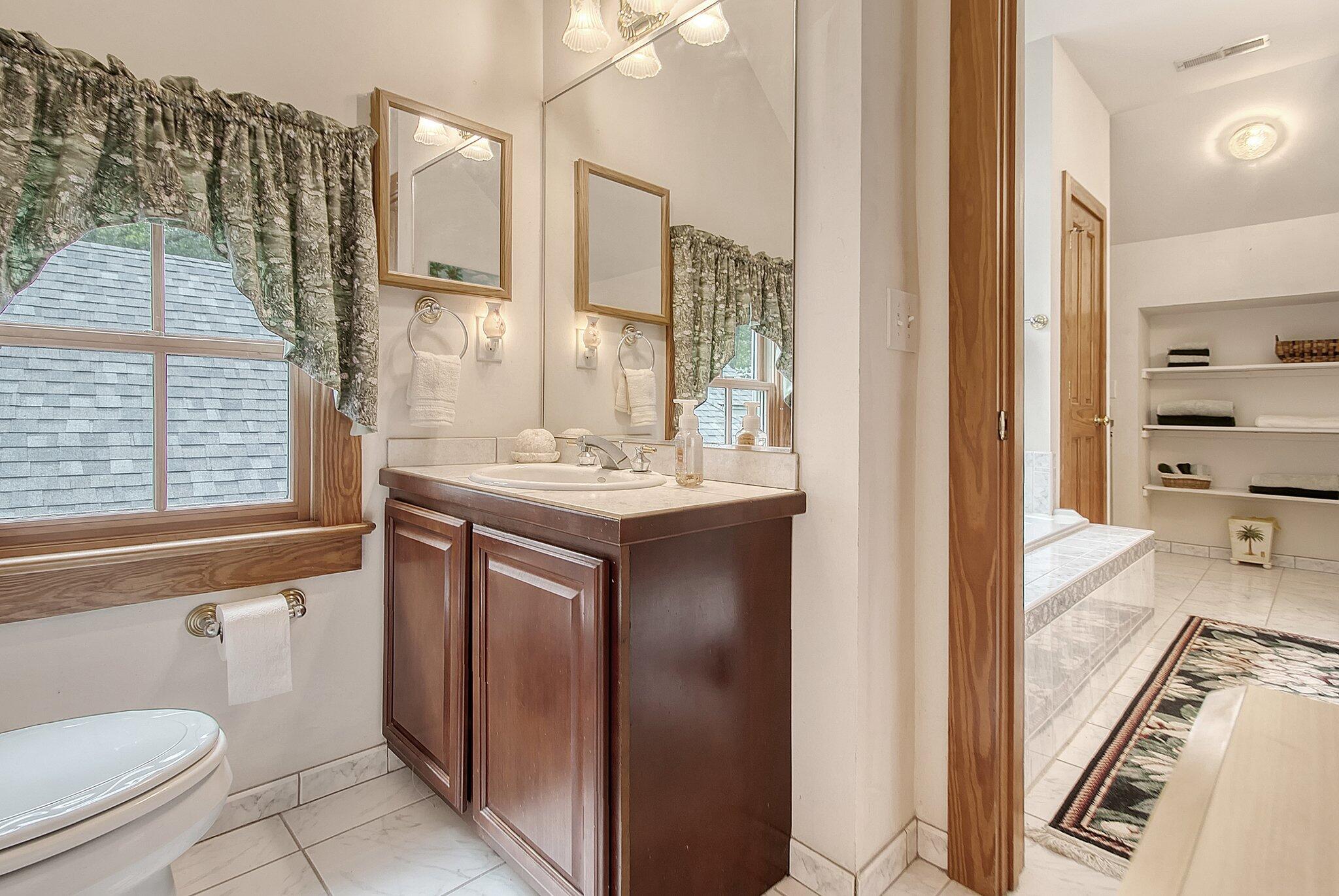 36 Middleton Oaks Road Charleston, SC 29414 - Photo 26 of 59 12-web-or-mls-CREM_36 Middleton Oaks_006