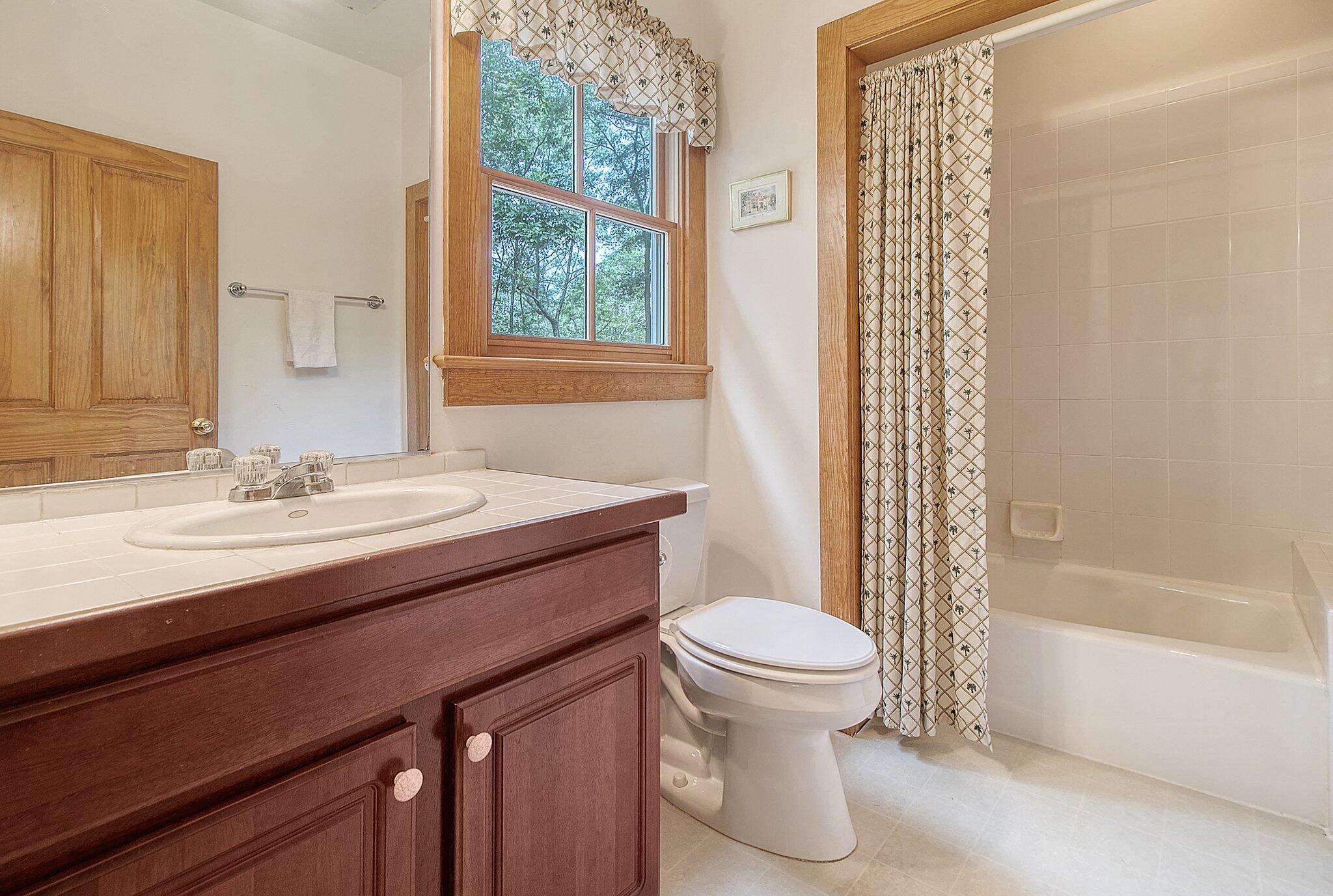 36 Middleton Oaks Road Charleston, SC 29414 - Photo 33 of 59 39-web-or-mls-CREM_36 Middleton Oaks_033
