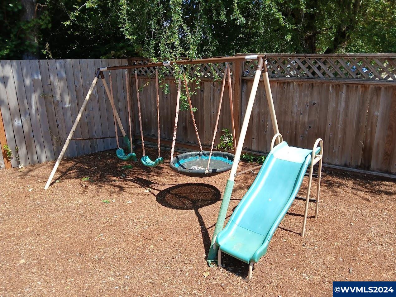 755 Mize Road Southeast Salem, OR 97302 - Photo 7 of 24