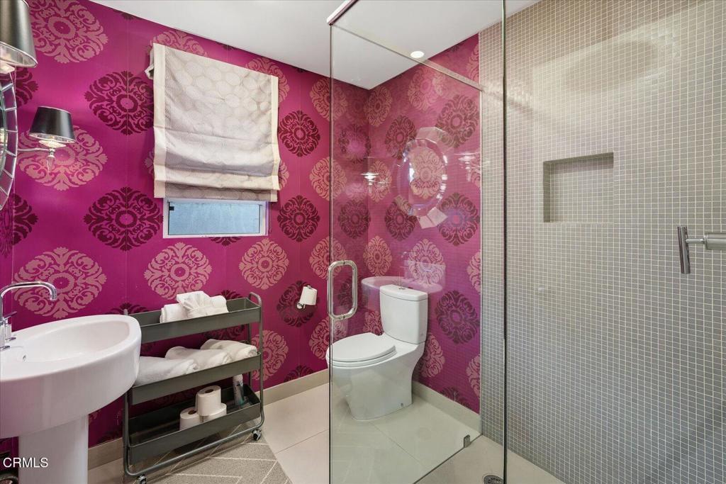 1900 Ransom Road Glendale, CA 91201 - Photo 38 of 64 56-Bathroom