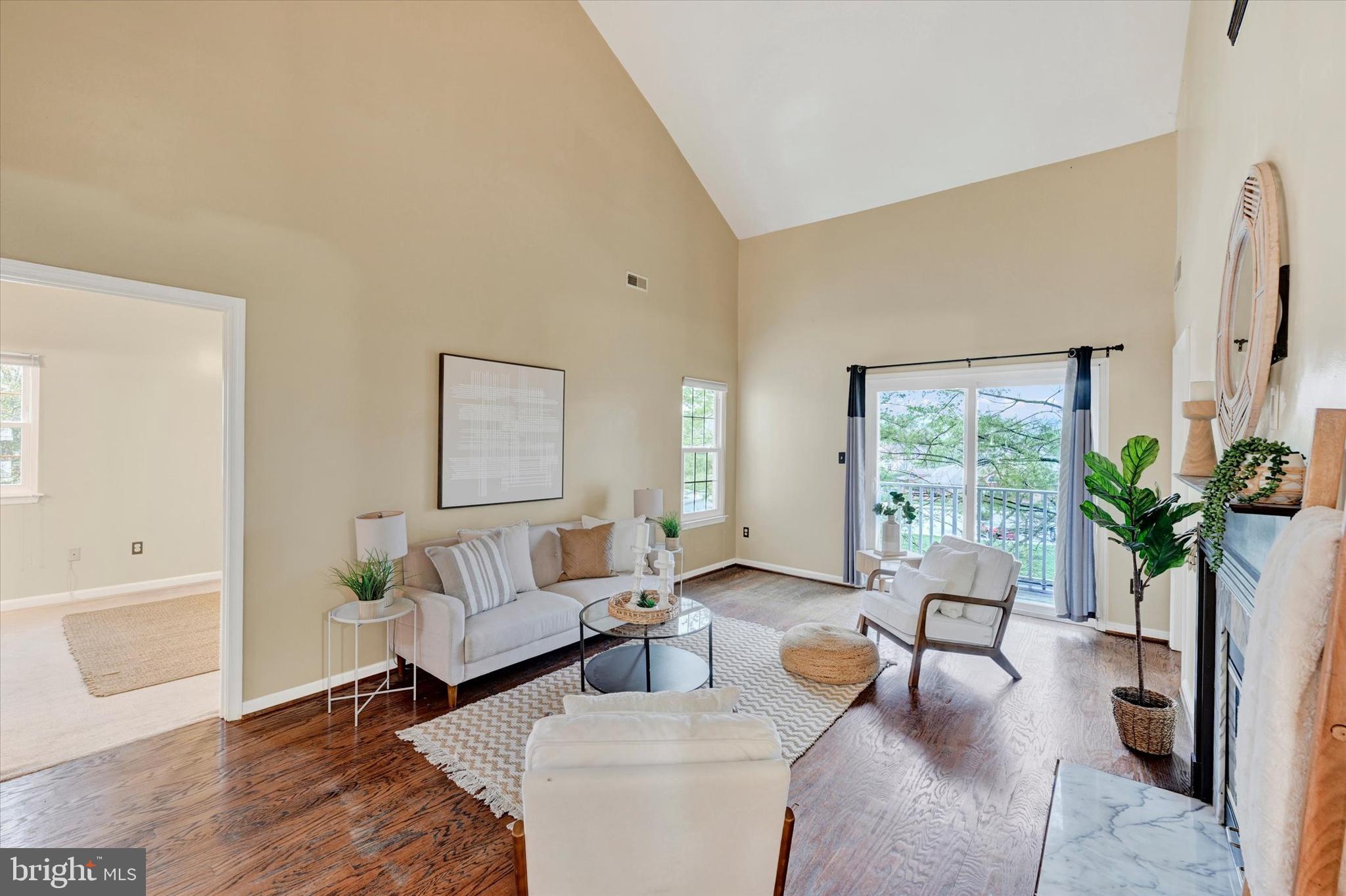 2 Tyler Falls Court, Unit B Baltimore, MD 21209 - Photo 4 of 33