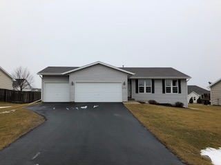 673 Ballymore Road Roscoe, IL 61073 - Photo 1 of 12 Gallery Image 1