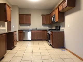 673 Ballymore Road Roscoe, IL 61073 - Photo 3 of 12 Gallery Image 3