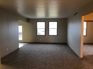 673 Ballymore Road Roscoe, IL 61073 - Photo 4 of 12 Gallery Image 4