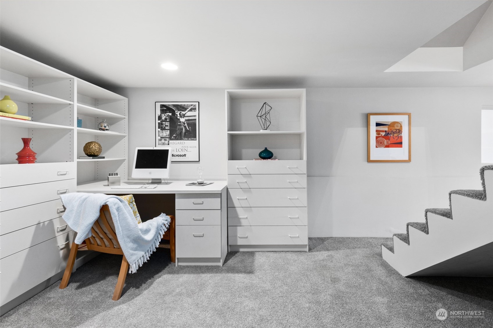 11730 Riviera Place Northeast Seattle, WA 98125 - Photo 22 of 34 a room with furniture and white walls