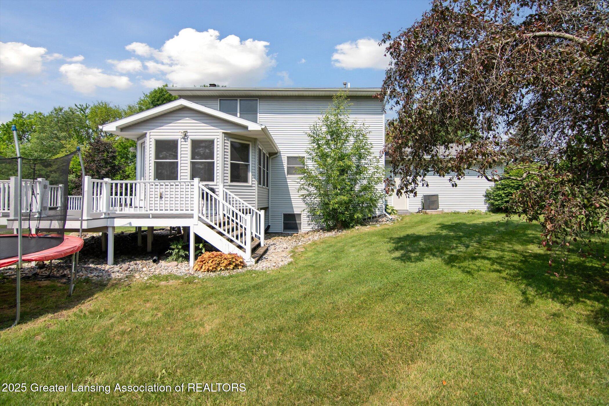 921 Ives Road Mason, MI 48854 - Photo 43 of 66 44-921-Ives-Rd-Mason-MI-48854-WindowStil