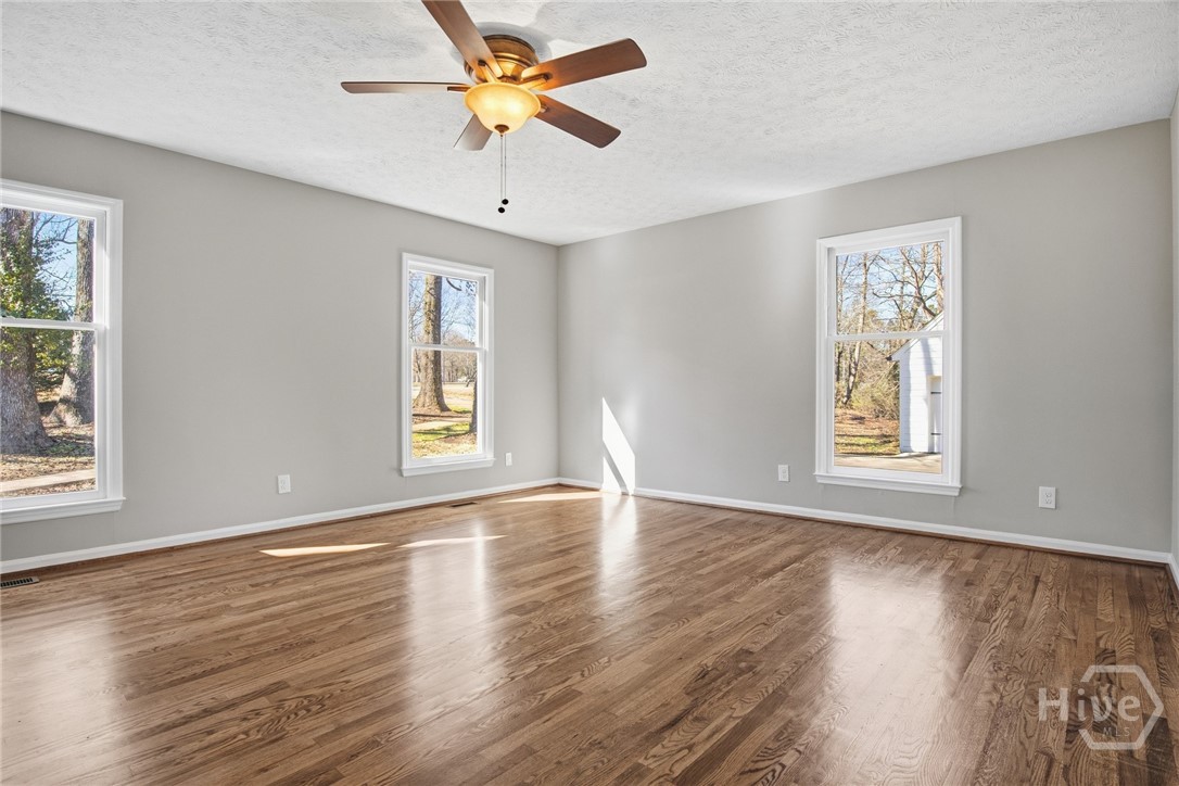 1305 Whit Davis Road Athens, GA 30605 - Photo 7 of 33