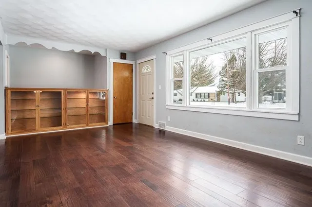 $240,000 | 114 Bunn Drive, Rockton, IL 61072