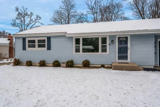 $240,000 | 114 Bunn Drive, Rockton, IL 61072