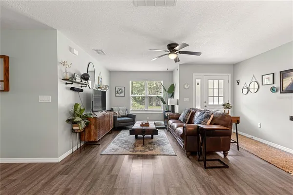 $2,000 | 6353 Northwest 52nd Avenue, Ocala, FL 34482