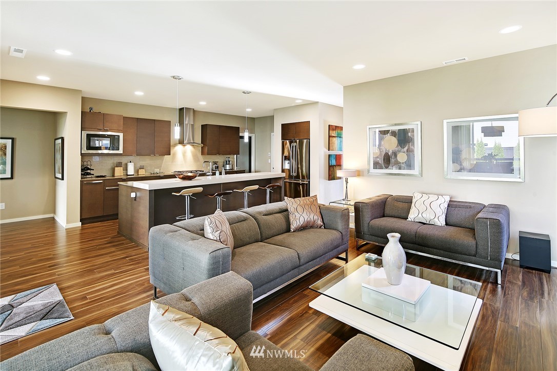 3720 Northeast 24th Street Renton, WA 98056 - Photo 2 of 30