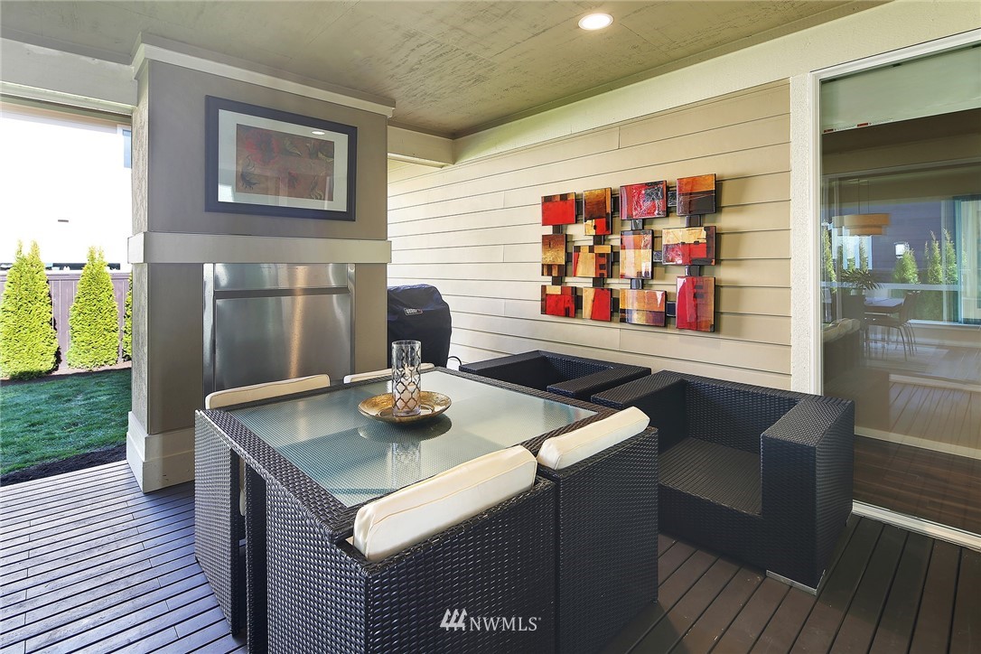 3720 Northeast 24th Street Renton, WA 98056 - Photo 14 of 30