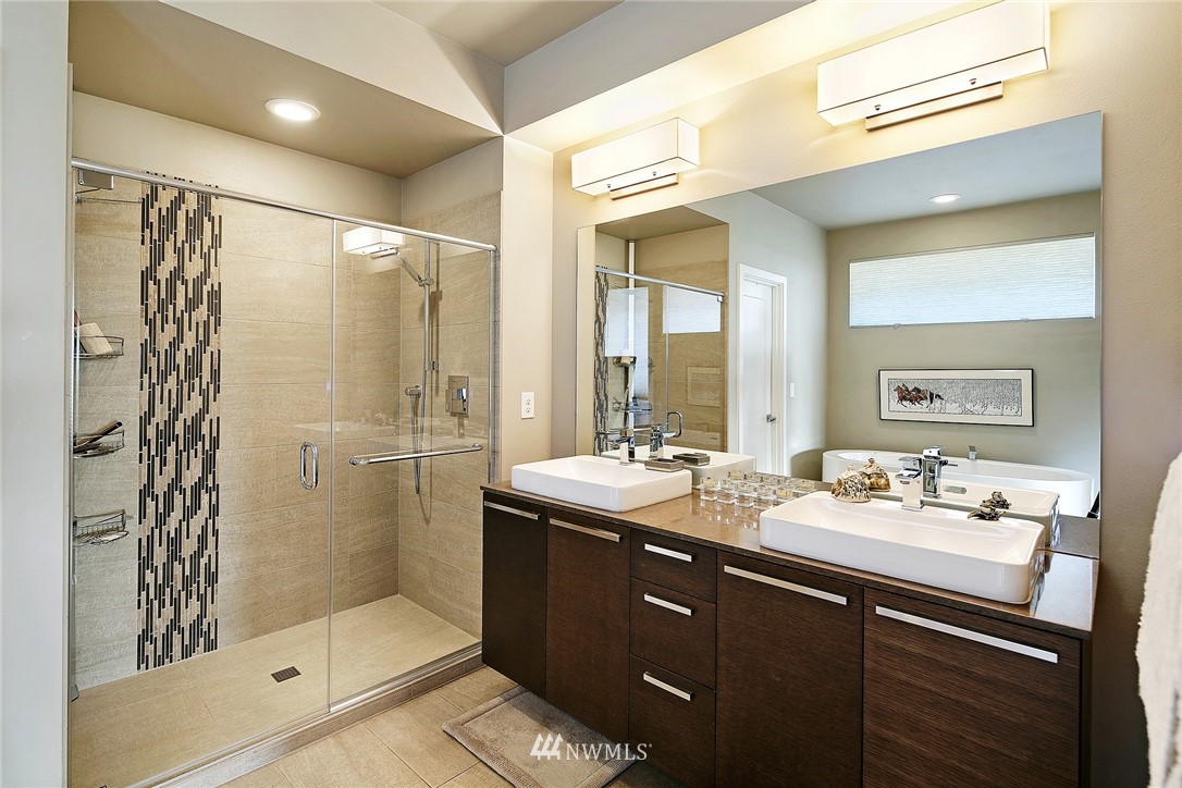 3720 Northeast 24th Street Renton, WA 98056 - Photo 17 of 30