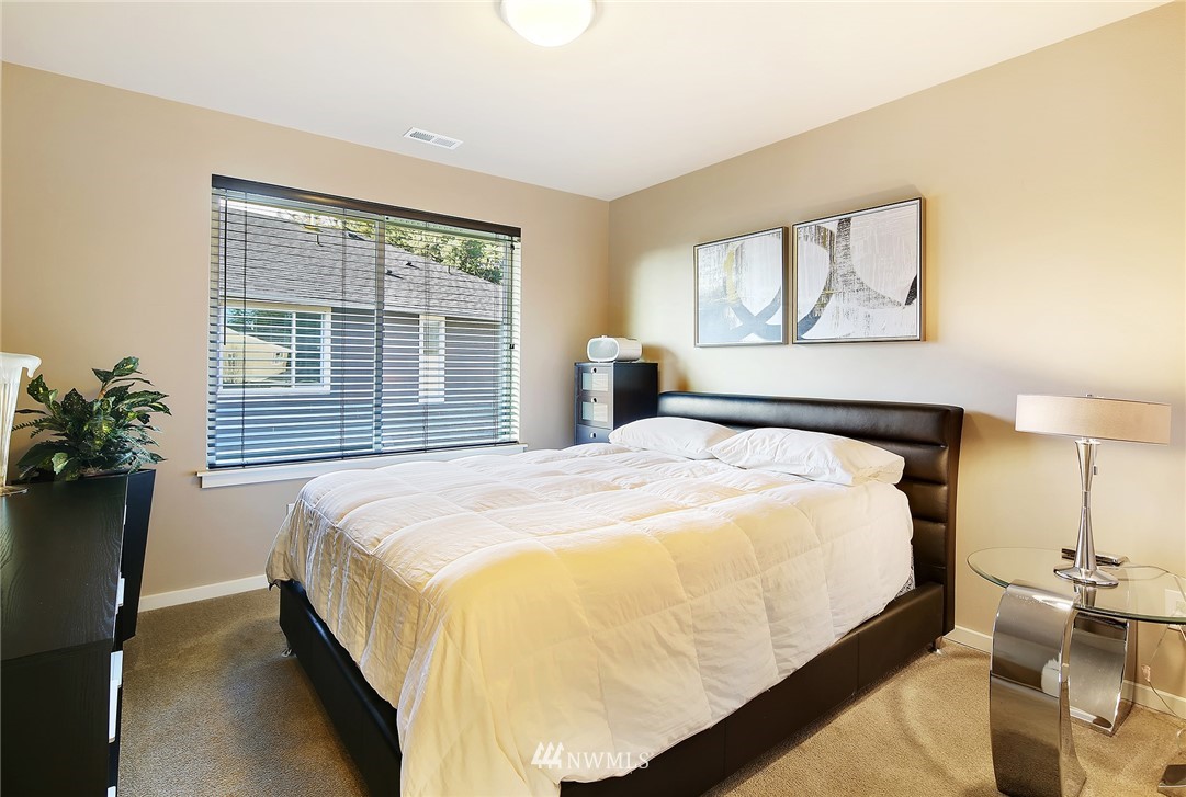 3720 Northeast 24th Street Renton, WA 98056 - Photo 19 of 30