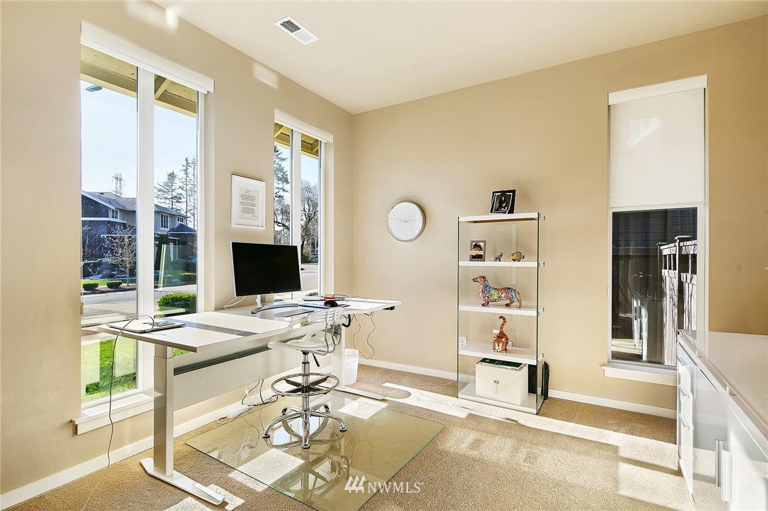 3720 Northeast 24th Street Renton, WA 98056 - Photo 21 of 30