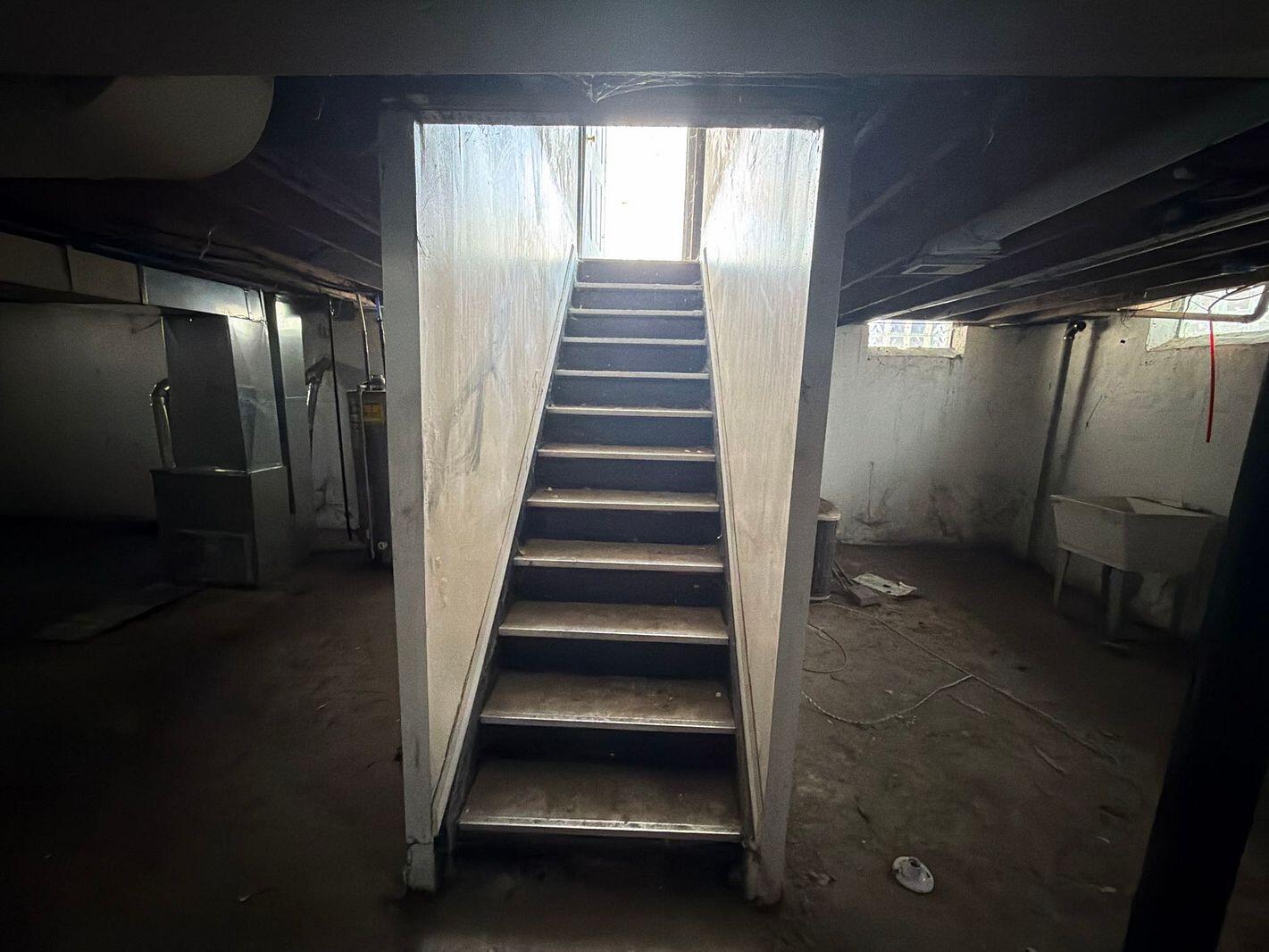 4528 Farmbrook Street Detroit, MI 48224 - Photo 15 of 28 15