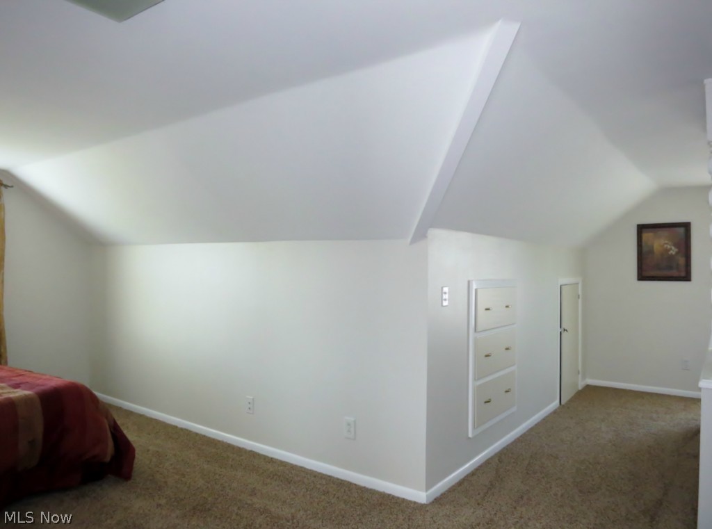 4073 Wilmington Road Cleveland, OH 44121 - Photo 13 of 22