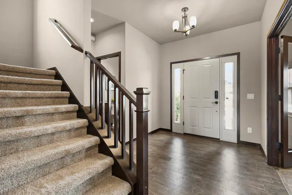 $685,000 | 9933 Autumn Breeze Road, Middleton, WI 53562