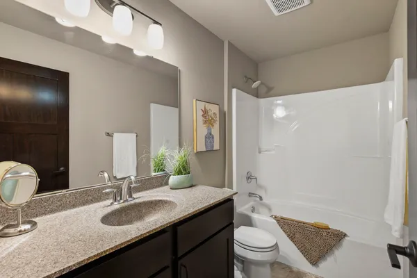 $685,000 | 9933 Autumn Breeze Road, Middleton, WI 53562