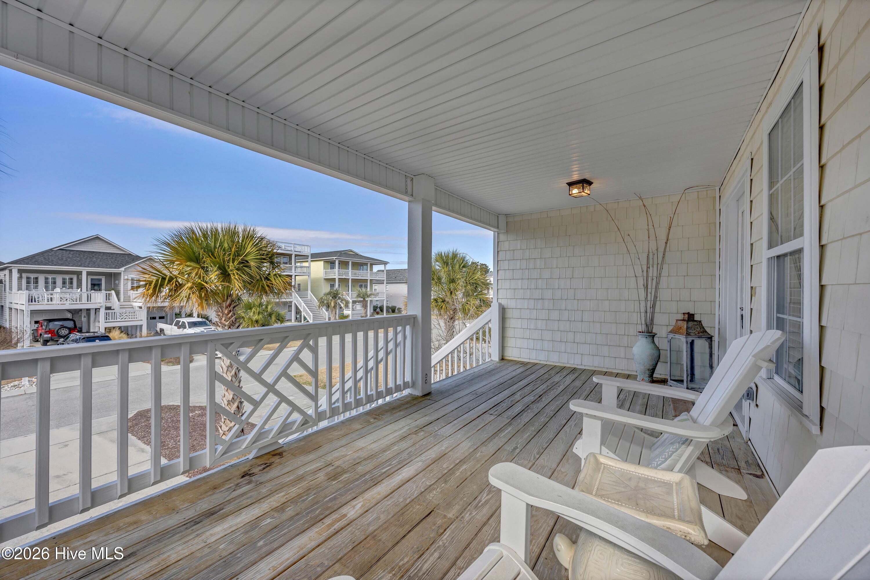 734 Cutter Court Kure Beach, NC 28449 - Photo 6 of 69 006_img_9050_500