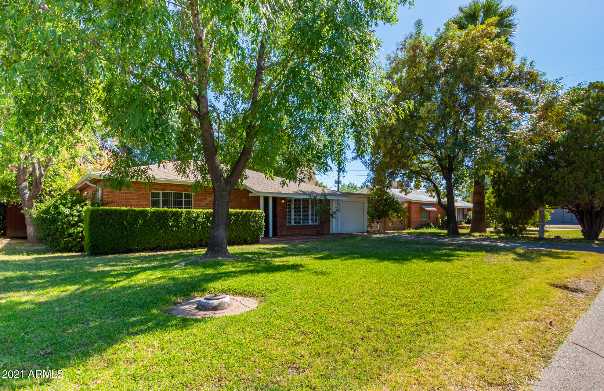 807 East Lamar Road Phoenix, AZ 85014 - Photo 16 of 33 3-Lamar