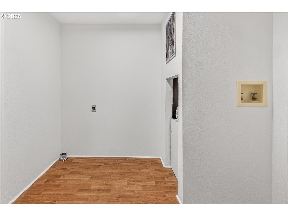 32231 Bishop Road Rainier, OR 97048 - Photo 16 of 26 a view of empty room