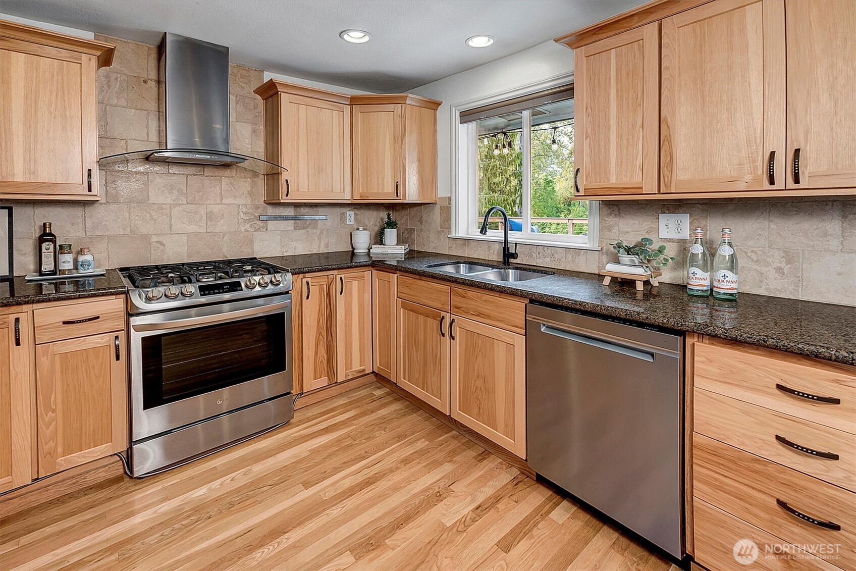 16901 113th Avenue Southeast Renton, WA 98055 - Photo 15 of 40 Gallery Image 15