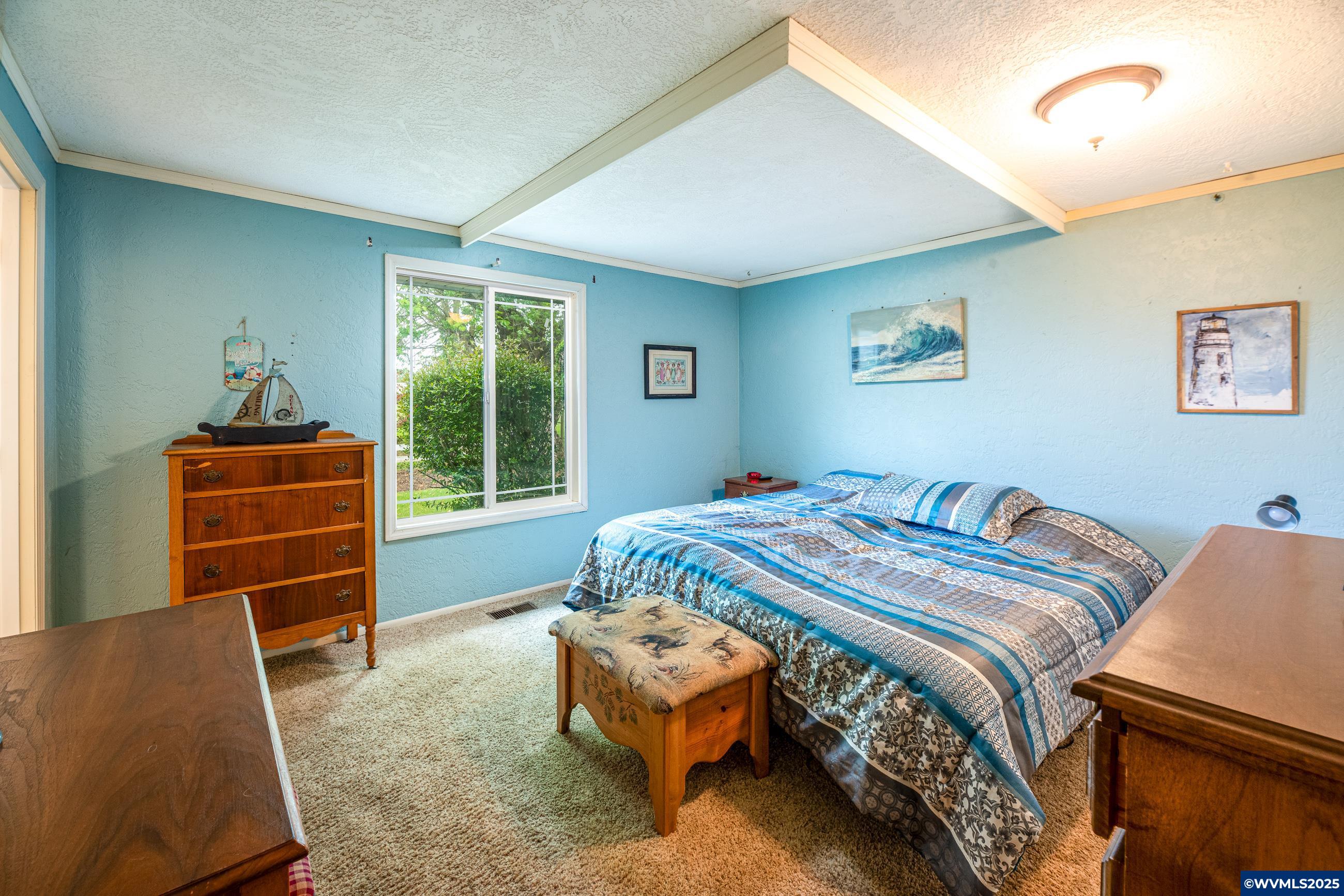 33510 Millview Way Lebanon, OR 97355 - Photo 24 of 36 Gallery Image 24