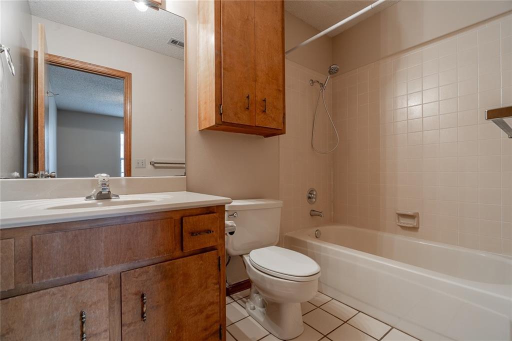 374 North Crossover Road Fayetteville, AR 72701 - Photo 14 of 19 Gallery Image 14