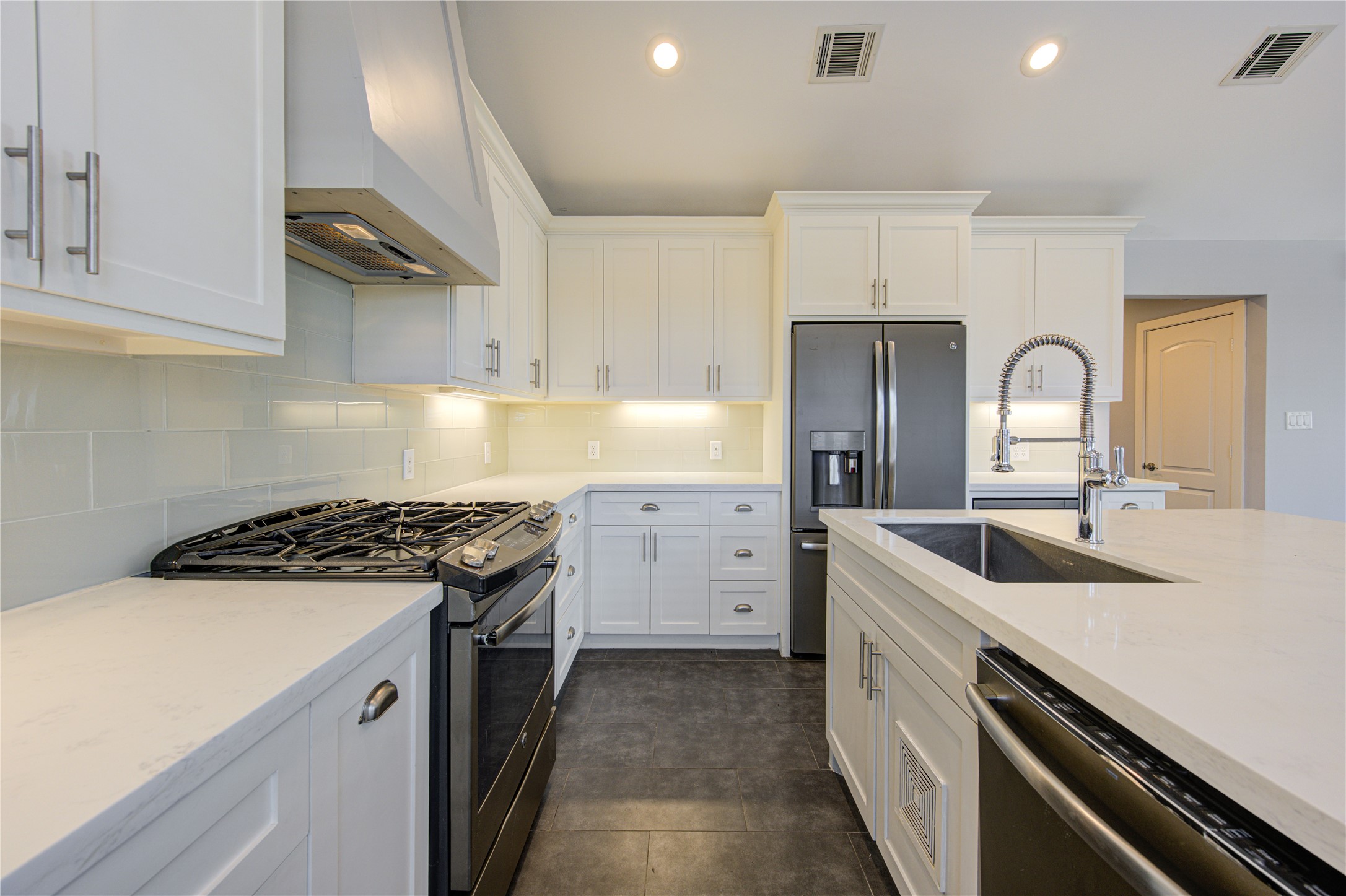 2401 Eagle Street Houston, TX 77004 - Photo 14 of 38