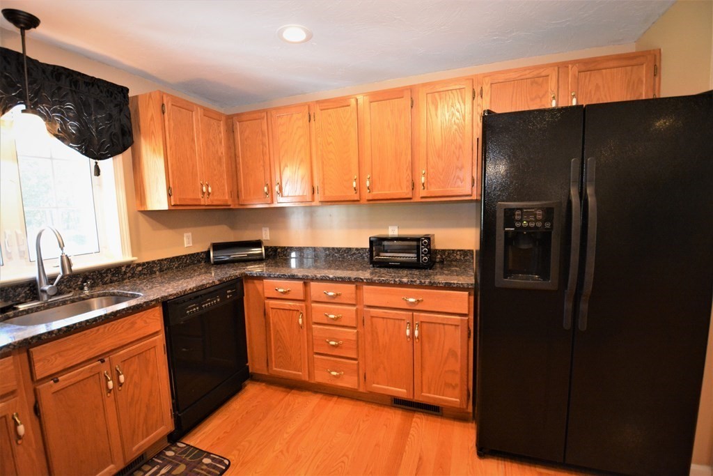 19 Ocean Pines Drive Bourne, MA 02562 - Photo 8 of 28