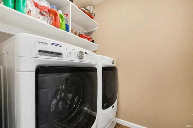 $299,000 | 18340 Barrington Drive, New Paris, IN 46553