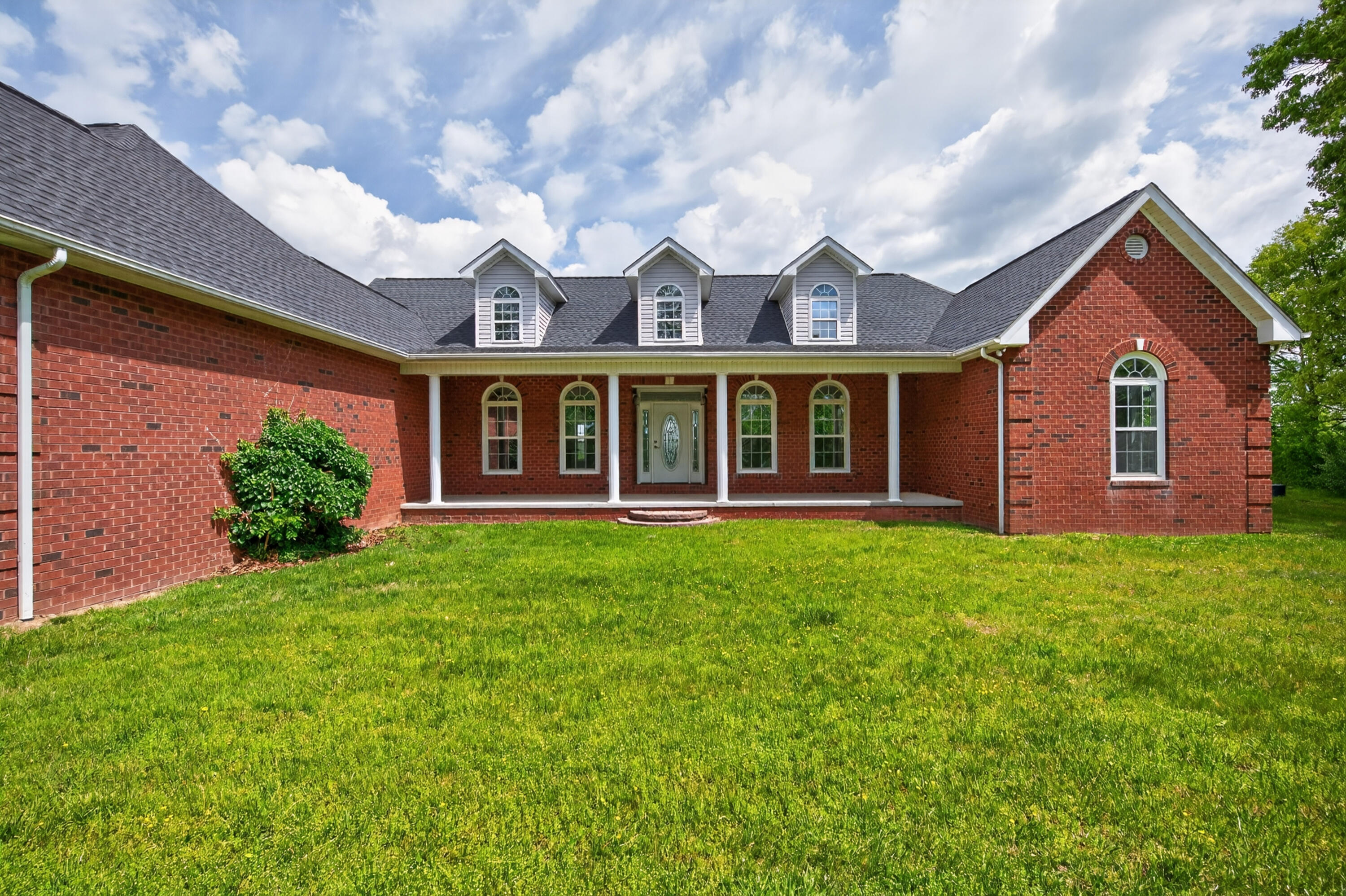 217 Indian Valley Road Willis, VA 24380 - Photo 5 of 120 willis-5