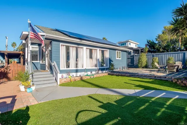 $2,595,000 | 4776-78 Del Monte Avenue, San Diego, CA 92107