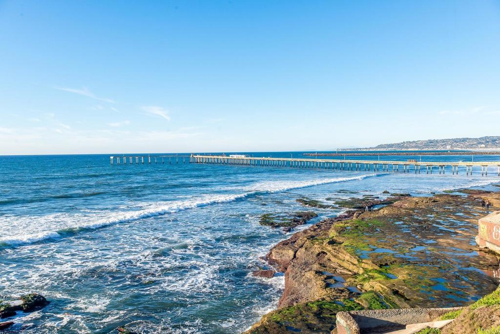 4776-78 Del Monte Avenue San Diego, CA 92107 - Photo 44 of 45 a view of an ocean