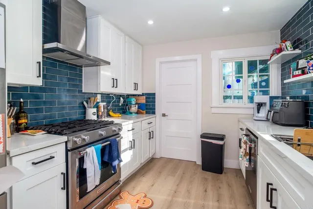 $2,595,000 | 4776-78 Del Monte Avenue, San Diego, CA 92107