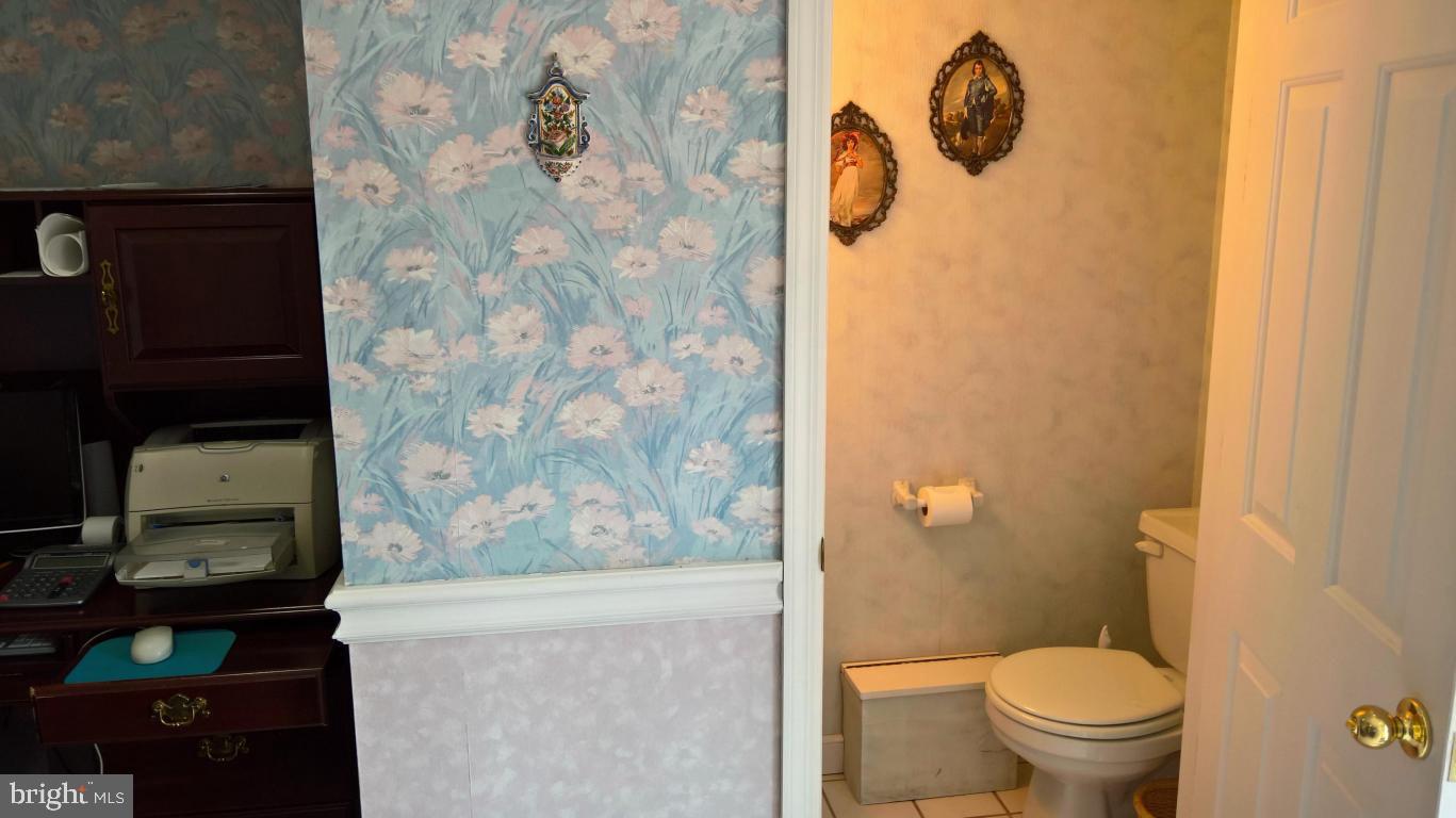 710 South Broad Street Lititz, PA 17543 - Photo 13 of 47