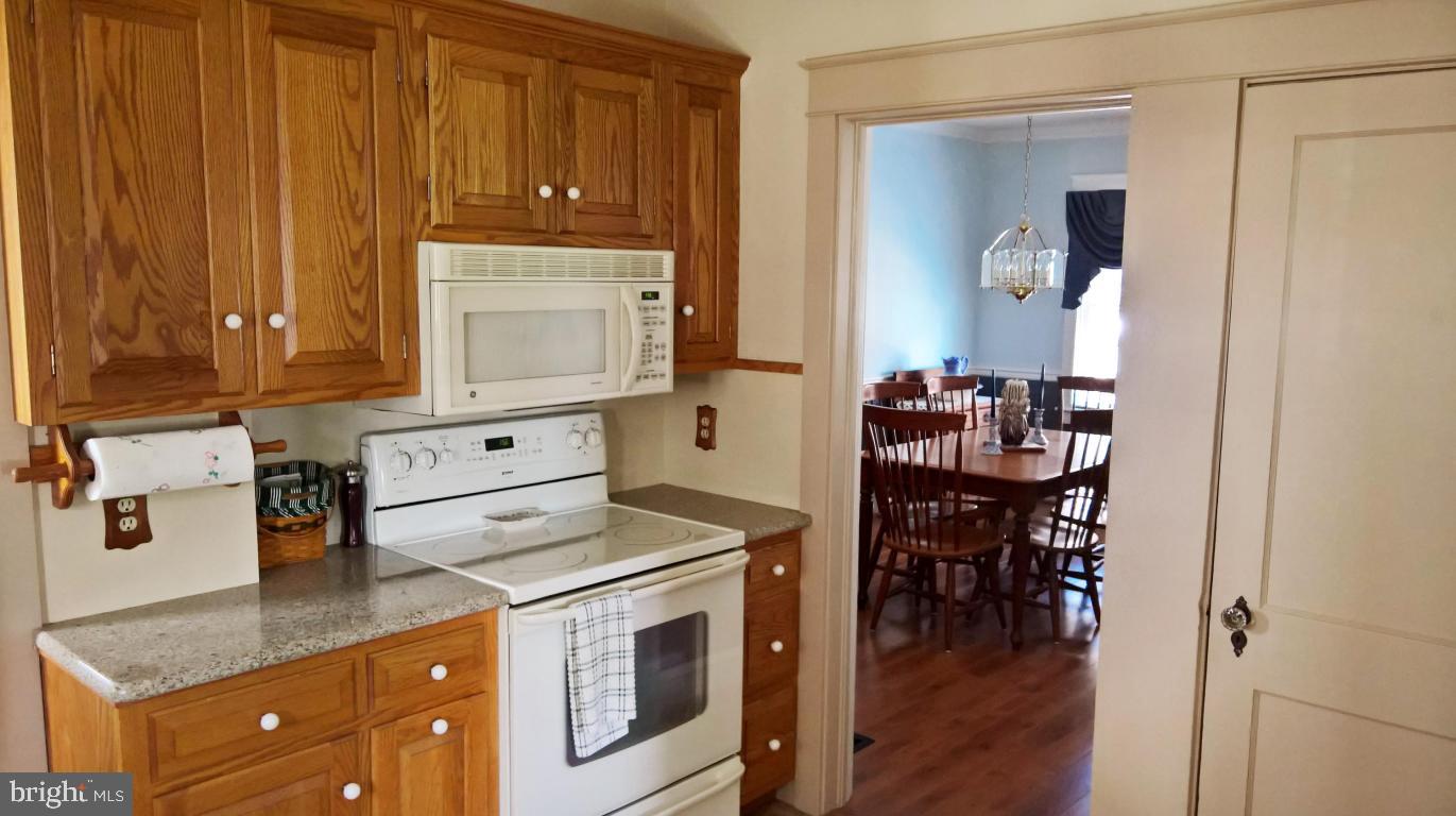 710 South Broad Street Lititz, PA 17543 - Photo 18 of 47