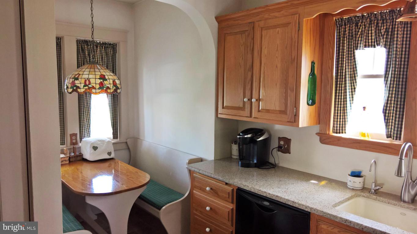 710 South Broad Street Lititz, PA 17543 - Photo 19 of 47