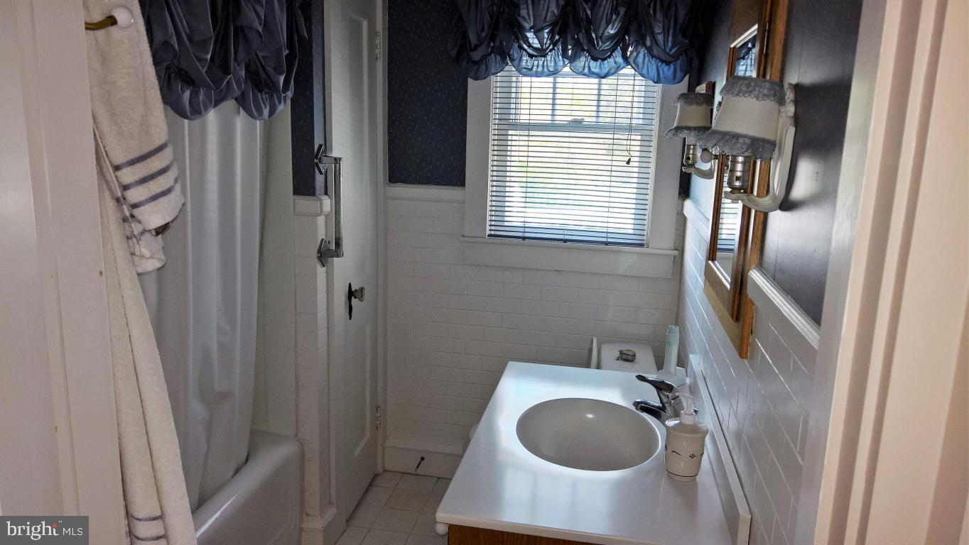 710 South Broad Street Lititz, PA 17543 - Photo 37 of 47
