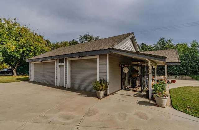 $899,000 | 22140 North Clements, Clements, CA 95227