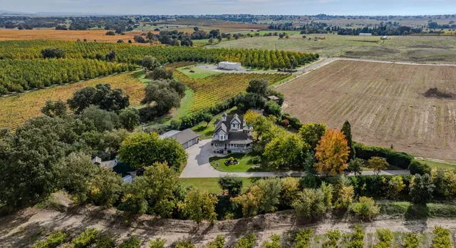 $899,000 | 22140 North Clements, Clements, CA 95227